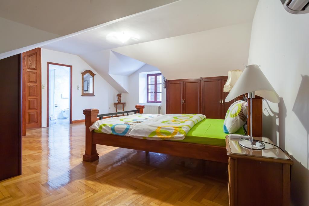 Villa & Apartments Perasto Exterior photo