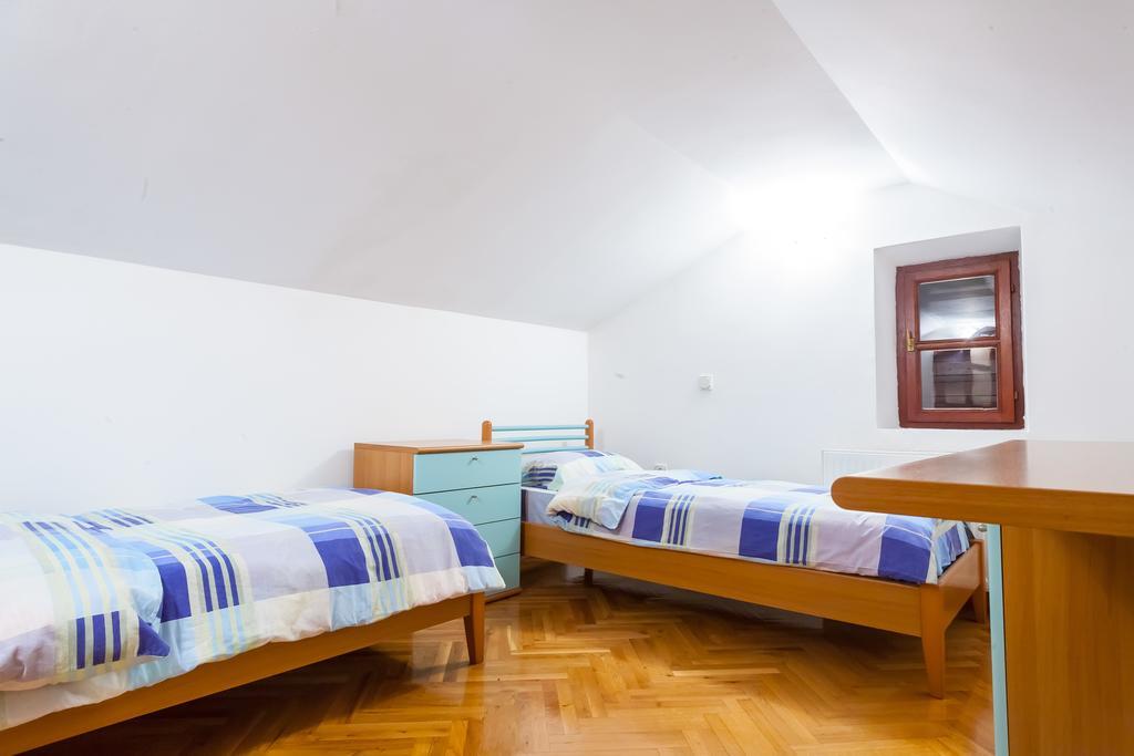 Villa & Apartments Perasto Exterior photo